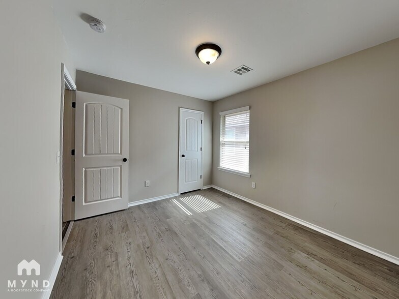 Building Photo - 3048 NW 182nd St