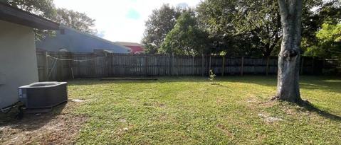 Building Photo - 1450 Mariposa Dr NE