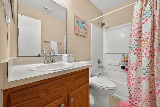 Building Photo - 8311 Tartan Ct