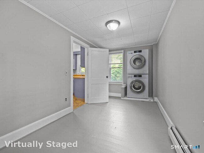 Building Photo - 440 Taylor Hill Rd