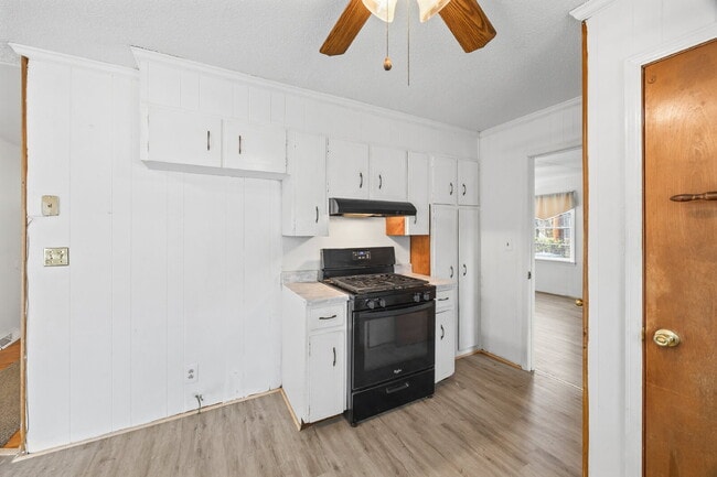 Building Photo - Classic Brick Ranch with 24x24 Workshop, Fenced Yard & Garden Beds