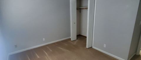 Building Photo - 208 Independence Dr