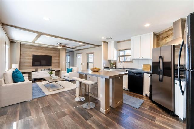 Building Photo - 4001 Co Rd 2626