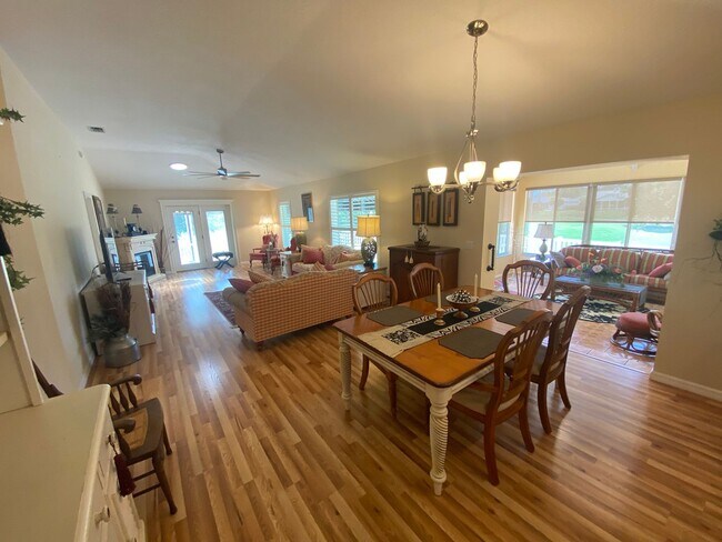 Building Photo - Beautiful Over Sized TURNKEY SEASONAL 2 bed 2 bath Rental on Golf Course in Polo Ridge