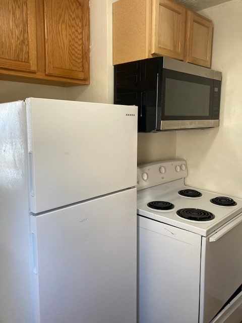 Building Photo - 819 W 26th St