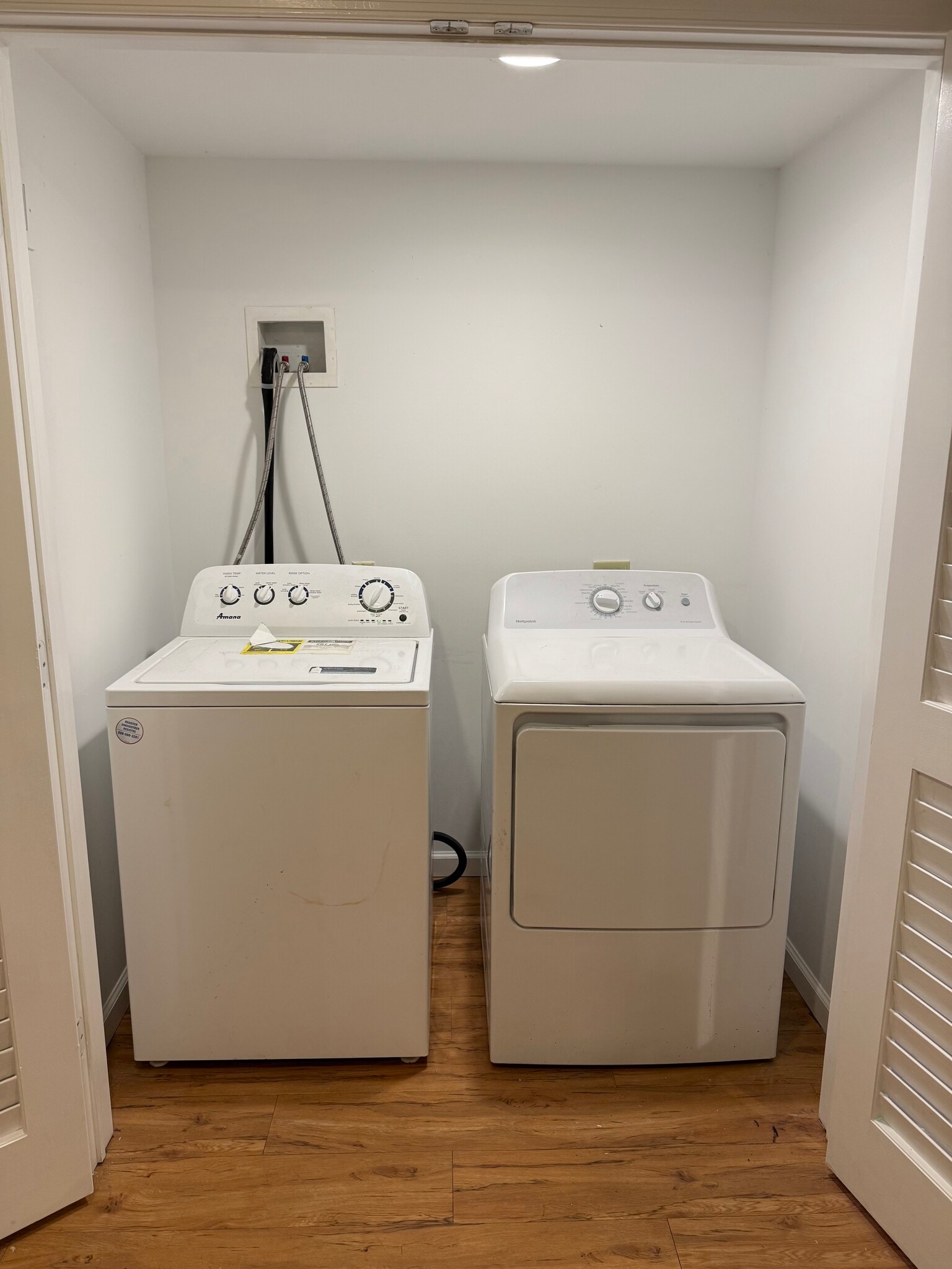 Building Photo - 104 Kelmar Ave