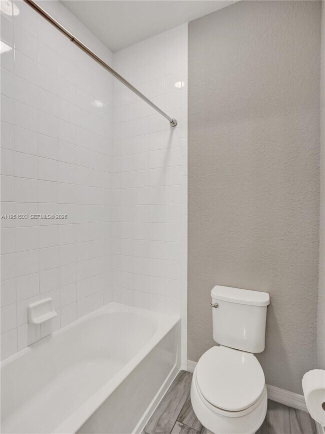 Building Photo - 8330 Rearing Ln