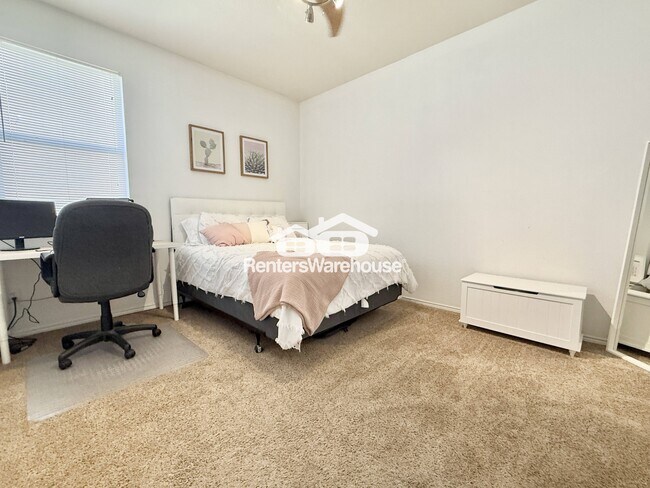 Building Photo - 8429 Greylock Ct