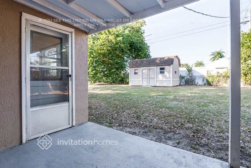 Building Photo - 3508 40th Ave W