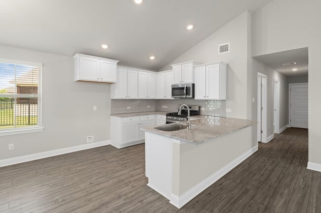 Building Photo - 413 Aurora Creek Ln