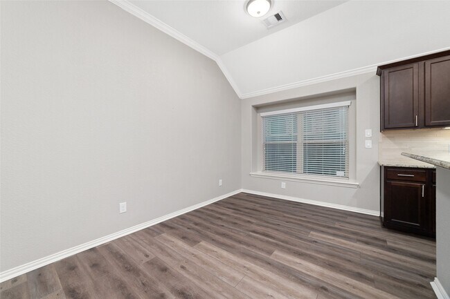 Building Photo - 9515 Knox Prairie Ct