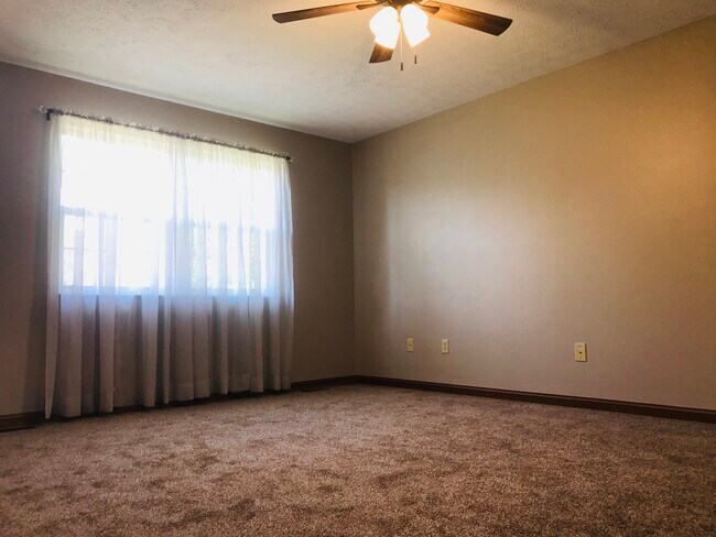 Living room-upstairs - 3 Indian Trail