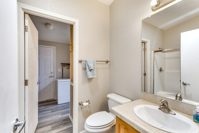 Building Photo - 10650 S Avenida Compadres