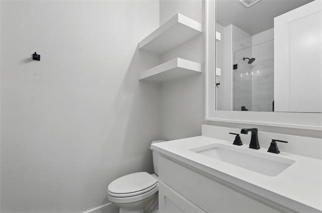 Building Photo - 1000 Hennesay Pk