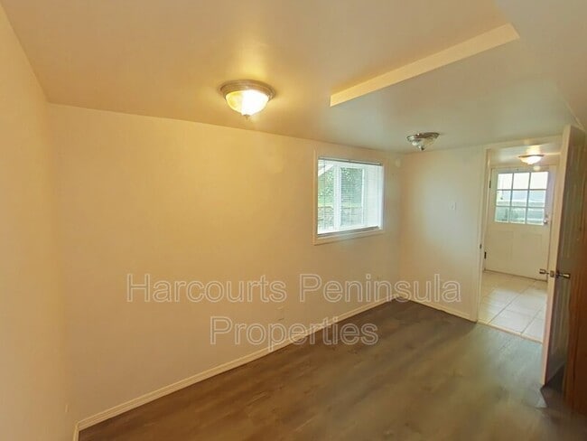 Building Photo - 1321 Elizabeth Ave