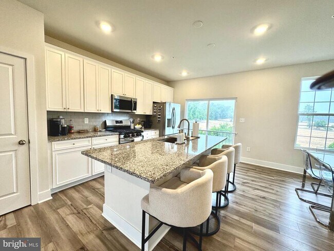 Building Photo - 1456 Clingmans Dome Dr