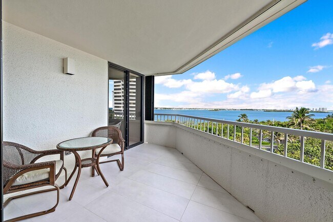 Building Photo - 5070 N Ocean Dr