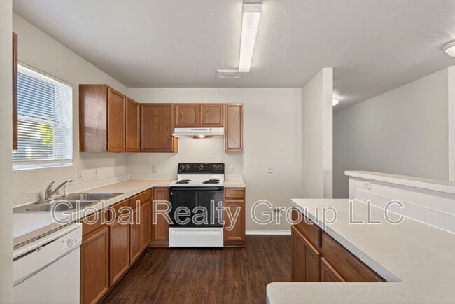 Building Photo - 4951 Orchid Star