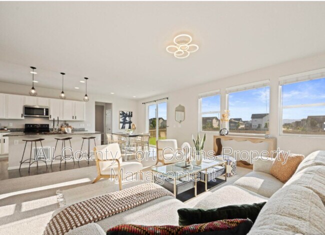 Building Photo - 5217 Alberta Falls St