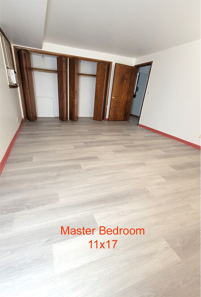 Building Photo - 4835 N Central Ave