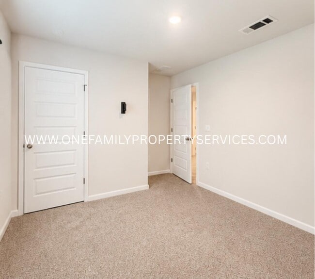 Building Photo - 2606 Saltgrass Wy