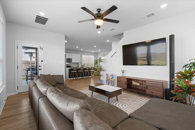 Building Photo - 2120 Alice Jay Wy