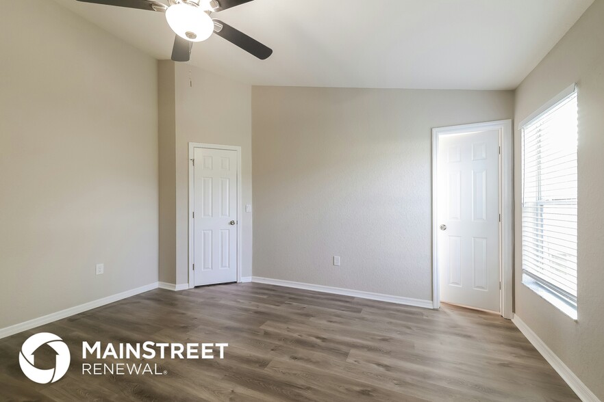 Building Photo - 1040 Condor Dr