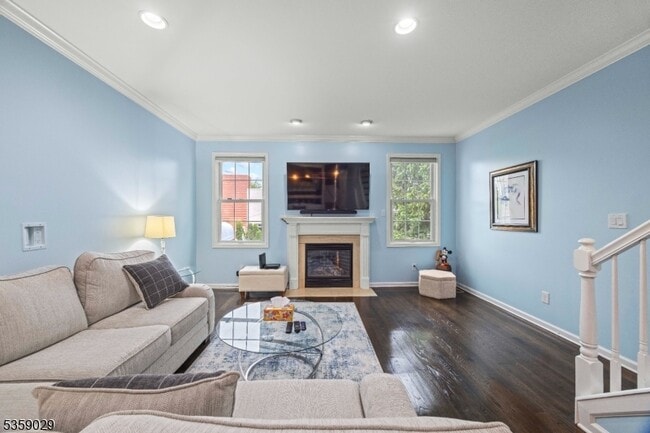 Building Photo - 472 Hartford Dr