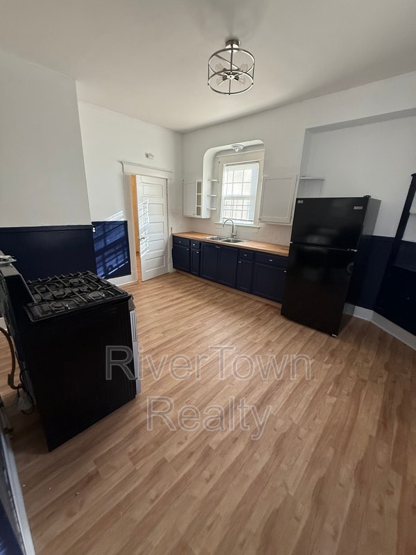 Building Photo - 1169 Tutwiler Ave