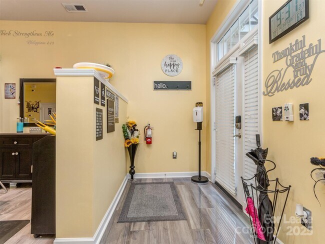 Building Photo - 2074 Ayrsley Town Blvd