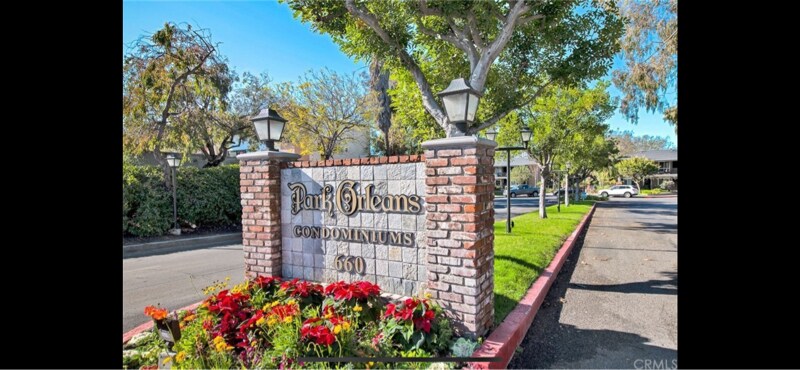 Building Photo - 660 S Glassell St