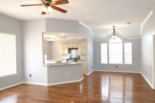 Building Photo - 2024 Austin Dr