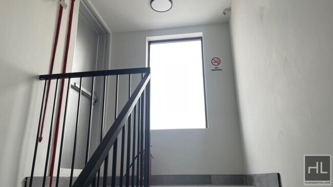 Building Photo - BRAND NEW CONSTRUCTED  MODERN  1 BEDROOM w...