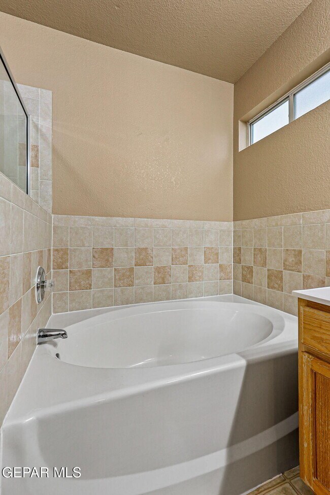 Building Photo - 6312 Casper Ridge Dr