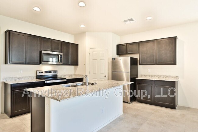 Building Photo - 24642 W Flores Dr