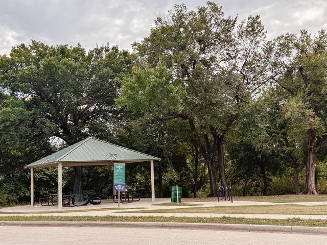 Building Photo - 1857 Shasta View Dr