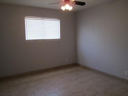 Building Photo - VERY NICE 4 BEDROOM 3 BATH TEMPE HOME