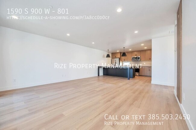 Building Photo - 1590 S 900 W