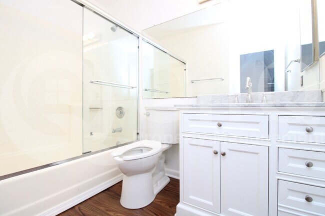 Building Photo - 4026 W Avenida Del Sol
