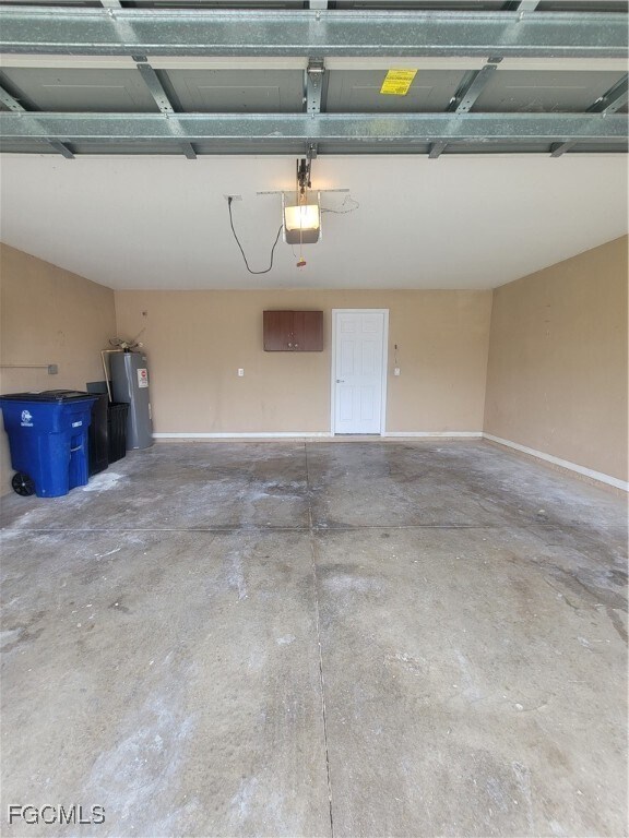 Building Photo - 8111 Penta Ct