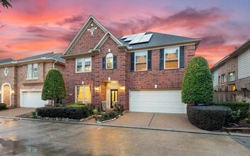 Building Photo - 4120 E Northampton Pl