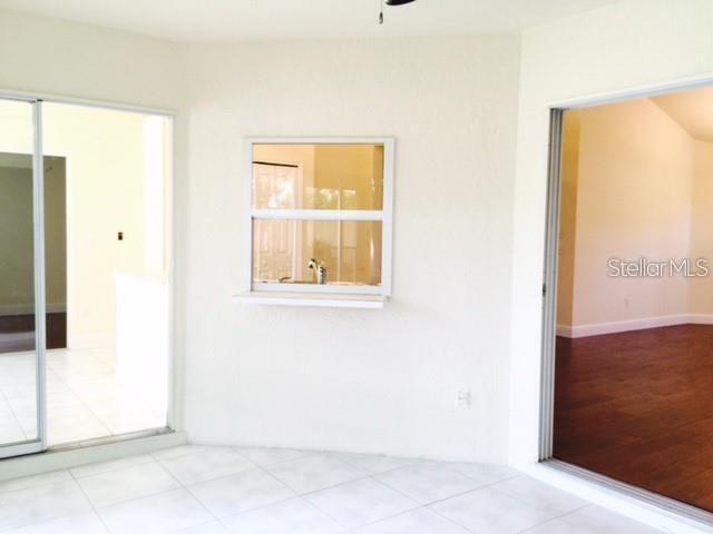 Building Photo - 2060 King Tarpon Dr