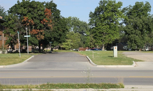 Building Photo - 1157 Farm Hurst Ct