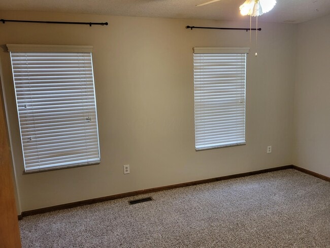 Building Photo - 2843 Minuteman Ct