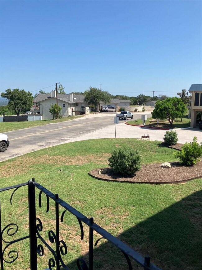 Building Photo - 5918 Lago Vista Way