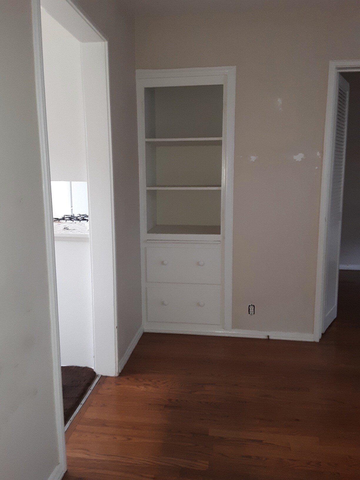 Building Photo - 366 Cypress Dr