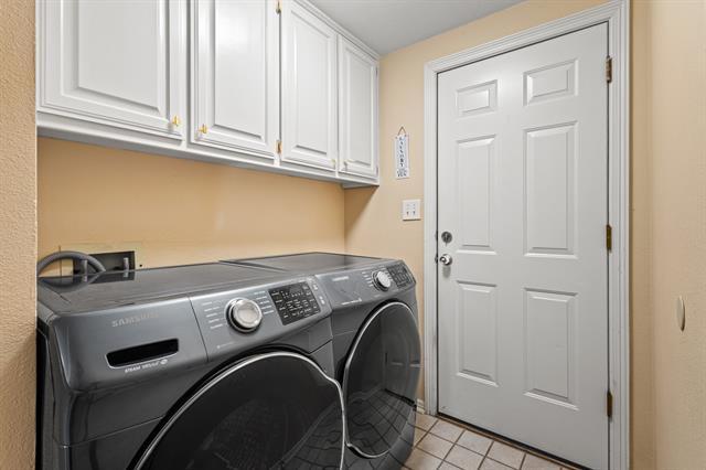 Building Photo - 3317 Cooper Branch E