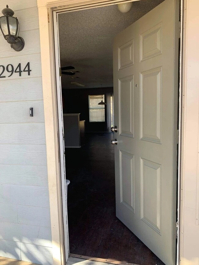 Building Photo - 2944 Pima Ln