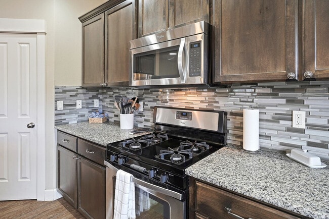 Building Photo - 60999 SE Geary Dr
