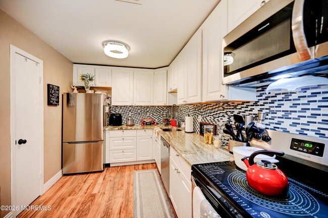 Building Photo - 88 Arrowood Rd